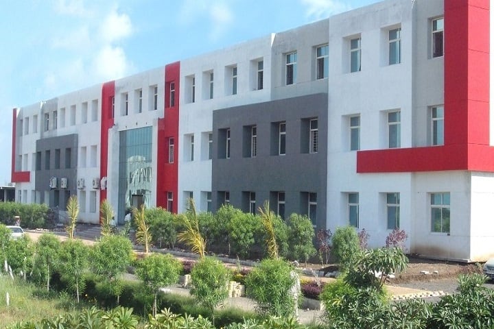 Priyatam Institute of Technology and Management campus in Indore, Madhya Pradesh, India — photo 1
