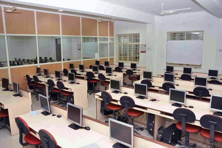 Priyatam Institute of Technology and Management campus in Indore, Madhya Pradesh, India — photo 4