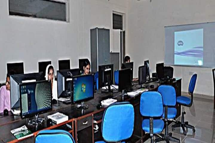 Sri Guru Harkrishan Sahib Khalsa College campus in Ambala, Haryana, India — photo 6