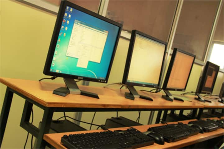 JNTUK University College of Engineering campus in Vizianagaram, Andhra Pradesh, India — photo 5