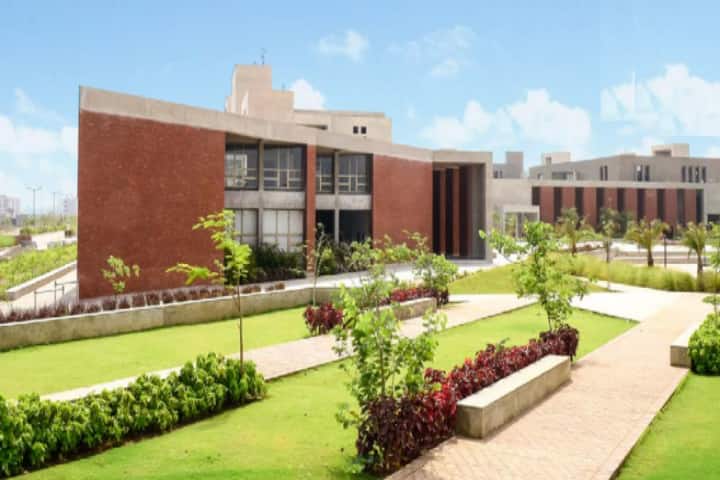 PP Savani University campus in Surat, Gujarat, India — photo 2