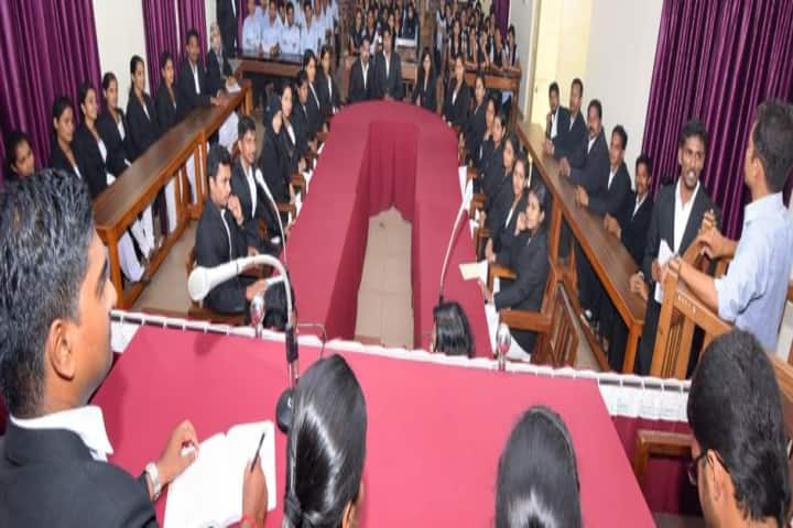 Vaikunta Baliga College of Law campus in Udupi, Karnataka, India — photo 3