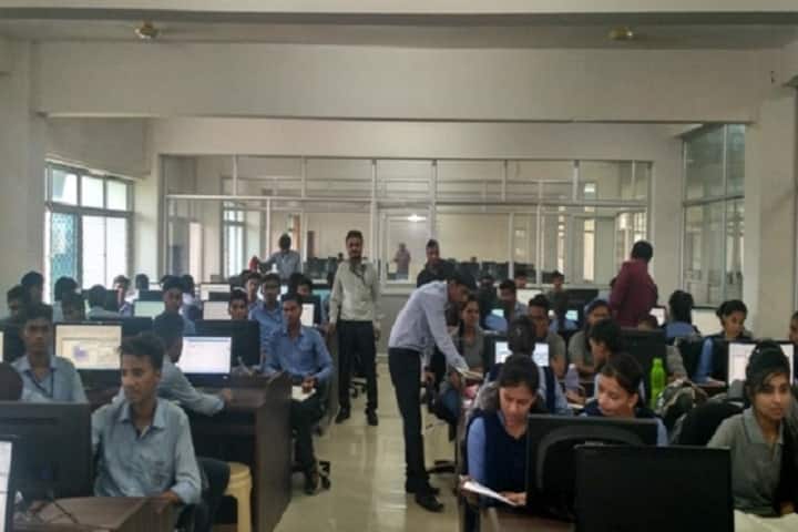 Shri Balaji Institute of Technology and Management campus in Itarsi, Madhya Pradesh, India — photo 6