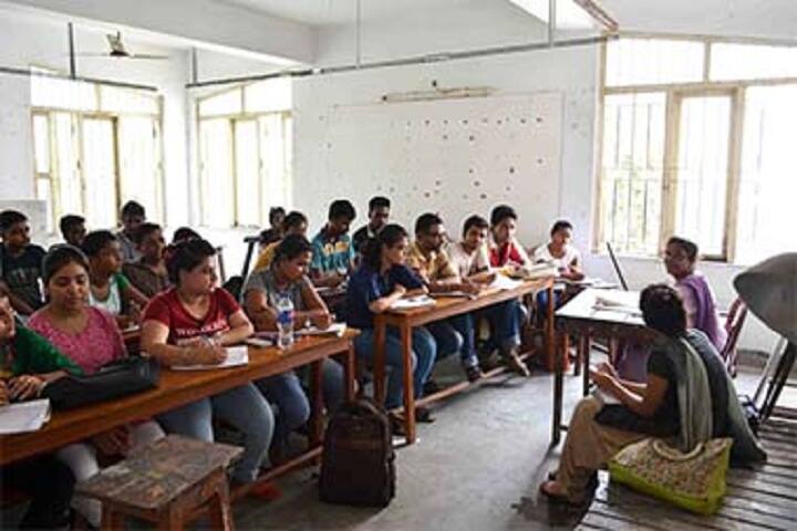 MVR Degree College campus in Kaushambi, Uttar Pradesh, India — photo 4