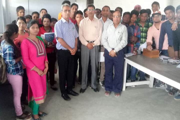 MVR Degree College campus in Kaushambi, Uttar Pradesh, India — photo 5