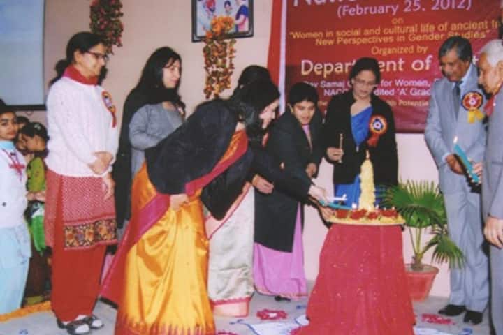 Dev Samaj College for Women campus in Ferozepur, Punjab, India — photo 3