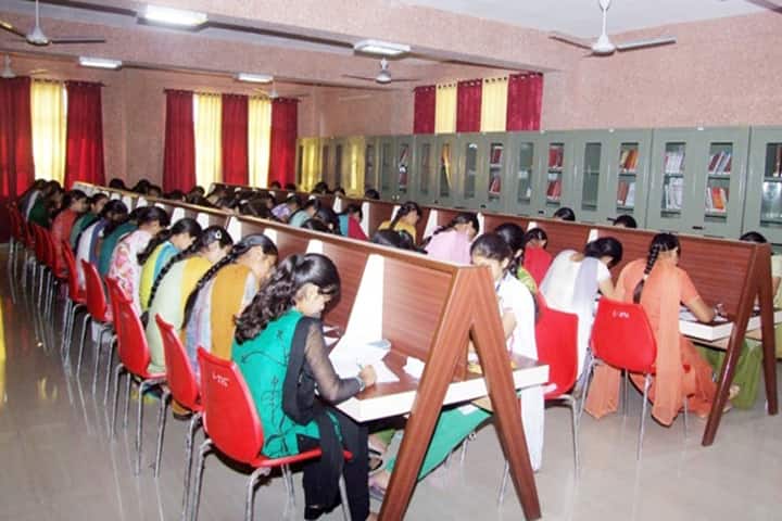 Dev Samaj College for Women campus in Ferozepur, Punjab, India — photo 4