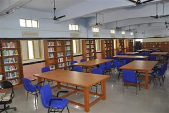 Shree NM Gopani Polytechnic Institute campus in Surendranagar, Gujarat, India — photo 6