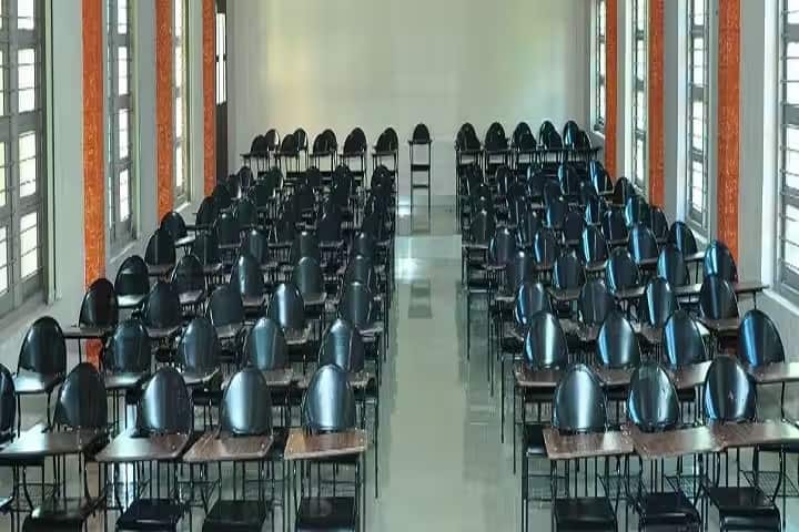 St Aloysius College campus in Alappuzha, Kerala, India — photo 2
