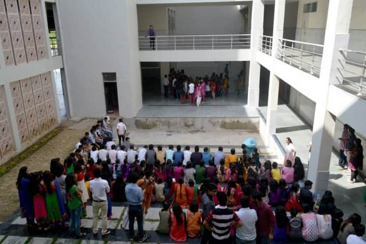 ITM- School of Architecture Art and Design campus in Vadodara, Gujarat, India — photo 1