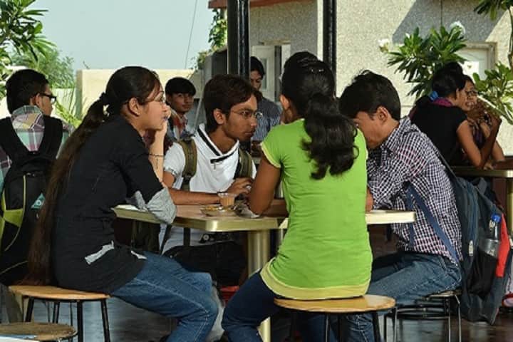 Om Engineering College campus in Junagadh, Gujarat, India — photo 5