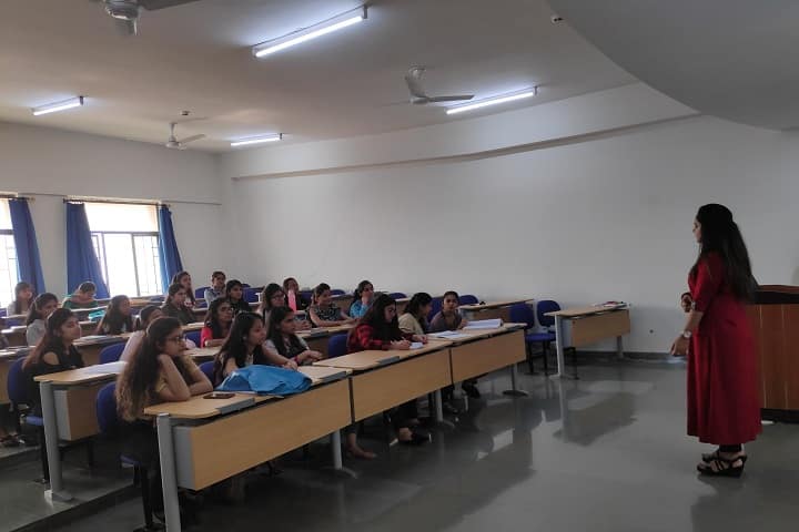 Amity University campus in Raipur, Chhattisgarh, India — photo 3