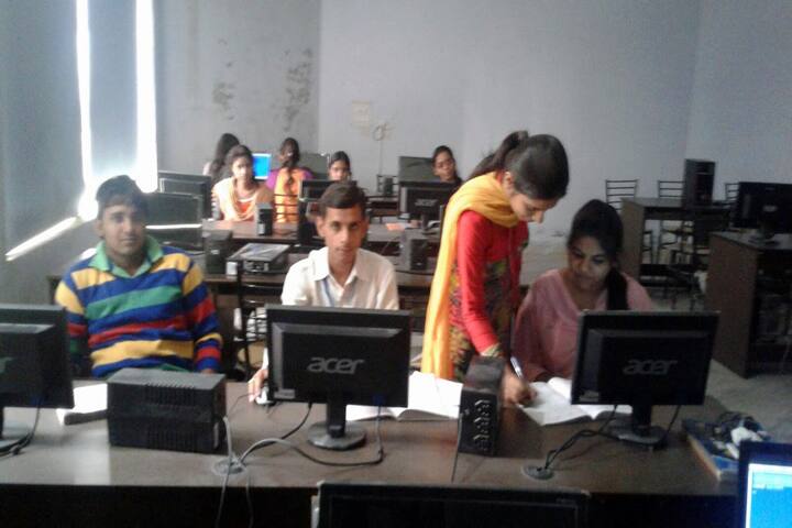 Krishna Vidyapeeth of Management and Technology campus in Bhiwani, Haryana, India — photo 6