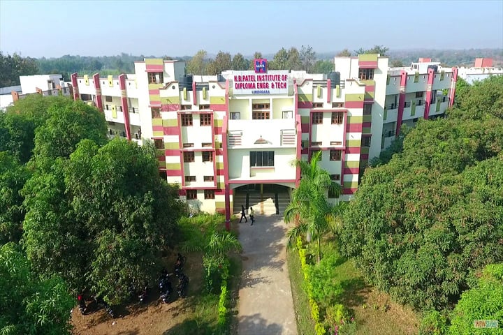 HB Patel Institute of Diploma Engineering and Technology campus in Godhra, Gujarat, India — photo 1