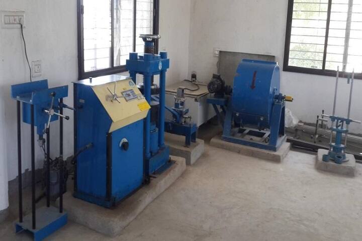 HB Patel Institute of Diploma Engineering and Technology campus in Godhra, Gujarat, India — photo 3
