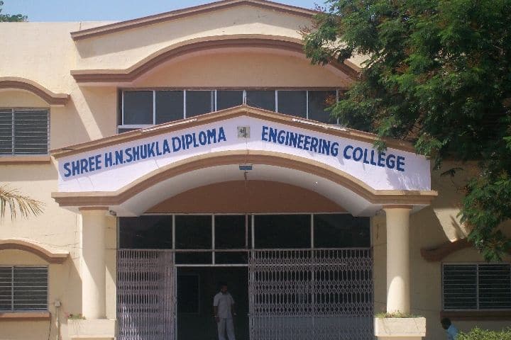 Shree HN Shukla Diploma Engineering College campus in Rajkot, Gujarat, India — photo 1