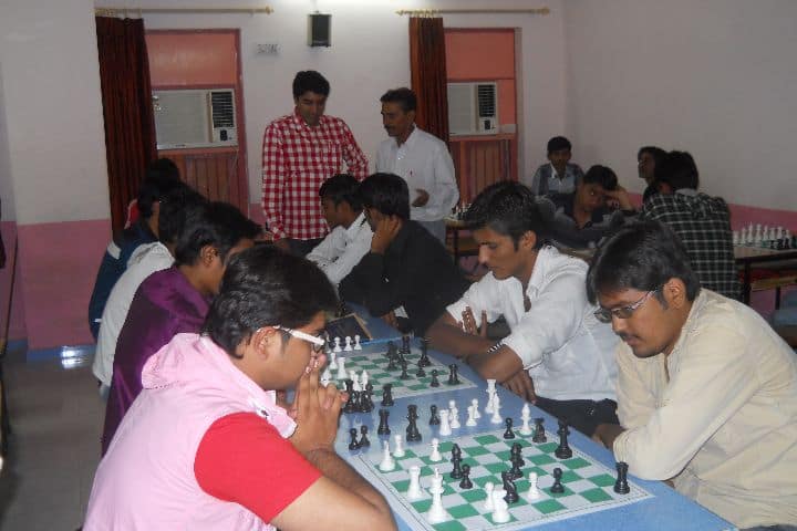 Shree HN Shukla Diploma Engineering College campus in Rajkot, Gujarat, India — photo 5