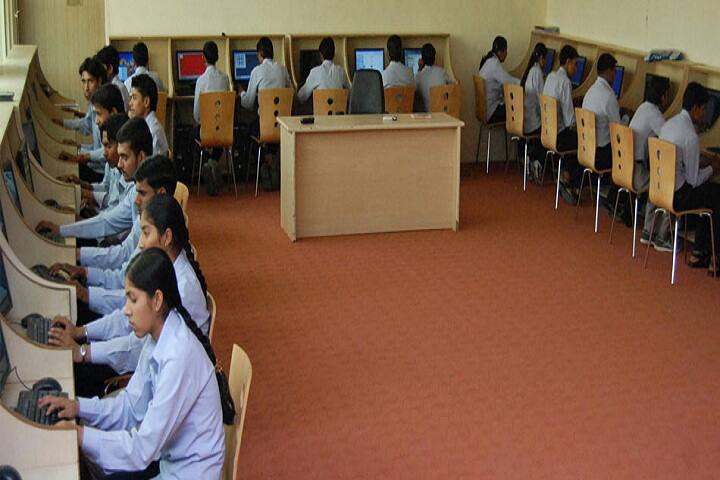 Shri Ram Polytechnic campus in Panipat, Haryana, India — photo 4