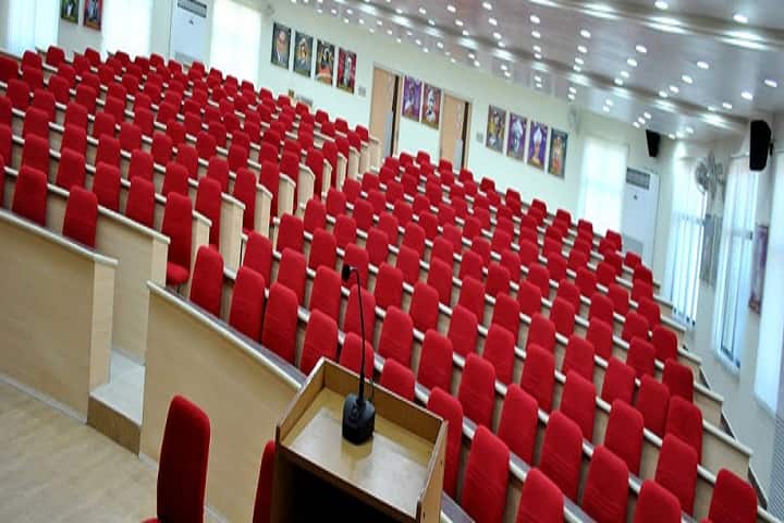 RISE Krishna Sai Prakasam Group of Institutions campus in Ongole, Andhra Pradesh, India — photo 2