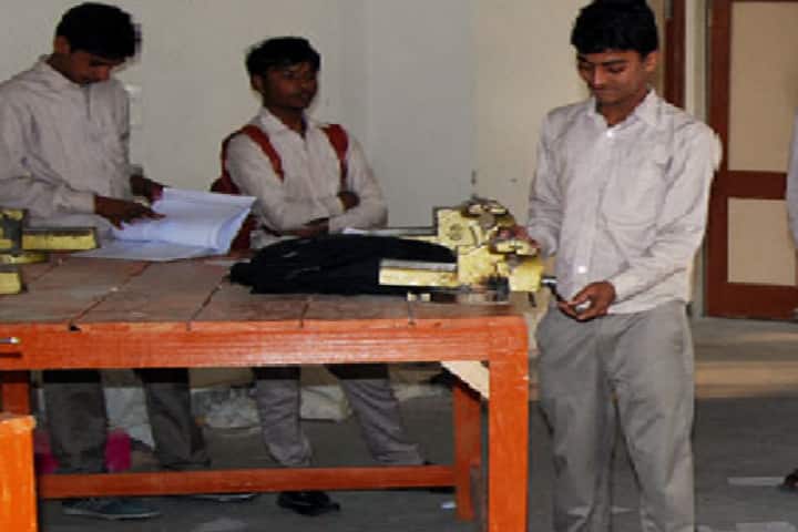 Guru Gobind Singh Government Polytechnic campus in Kaithal, Haryana, India — photo 4
