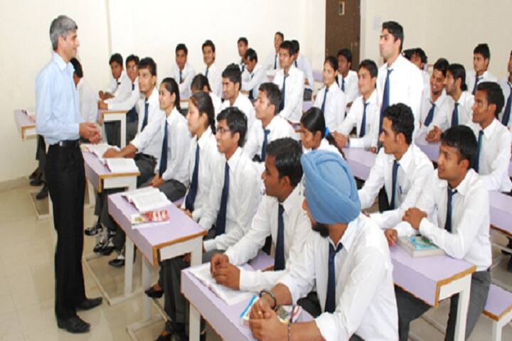 Naraini Group of Institutions campus in Karnal, Haryana, India — photo 1