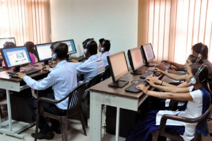 Seth Jai Parkash Polytechnic campus in Yamuna Nagar, Haryana, India — photo 6