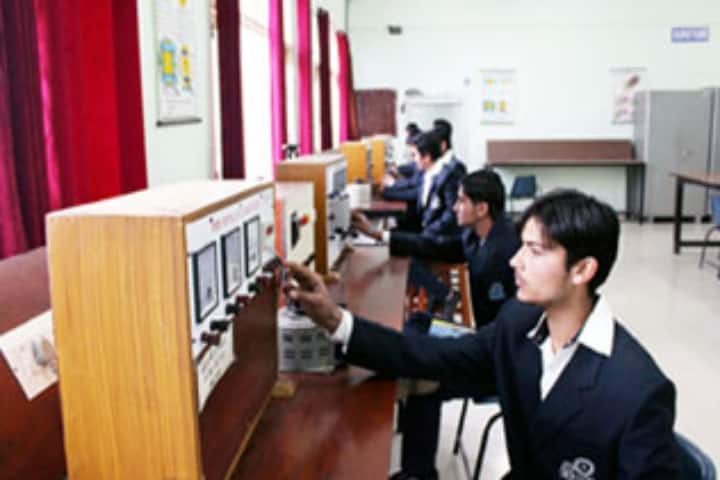 RP Educational Trust Group of Institutions campus in Karnal, Haryana, India — photo 2