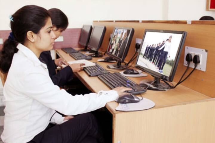 RP Educational Trust Group of Institutions campus in Karnal, Haryana, India — photo 4