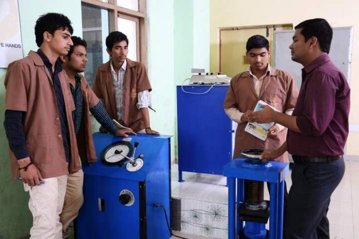 Lingaya's GVKS Institute of Management and Technology campus in Faridabad, Haryana, India — photo 5