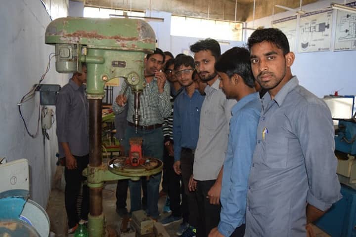 Rani Jhansi Laxmi Bai Government Polytechnic campus in Bhiwani, Haryana, India — photo 6