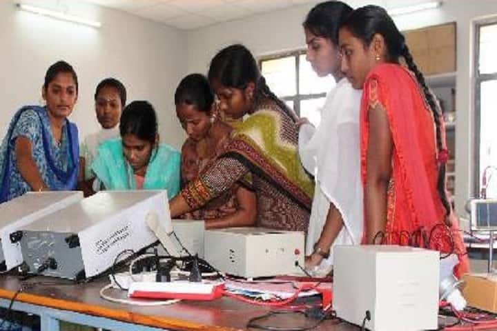 Vikrama Simhapuri University campus in Nellore, Andhra Pradesh, India — photo 4
