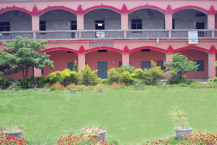 Ch Jaswant Singh Mahavidyalaya campus in Bharthana, Uttar Pradesh, India — photo 3