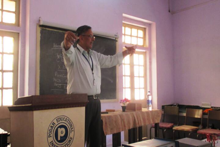 Seth Gyaniram Bansidhar Podar College campus in Jhunjhunu, Rajasthan, India — photo 4