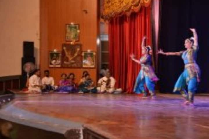 Sri Sathguru Sangeetha Vidyalayam College of Music and Research Centre campus in Madurai, Tamil Nadu, India — photo 6