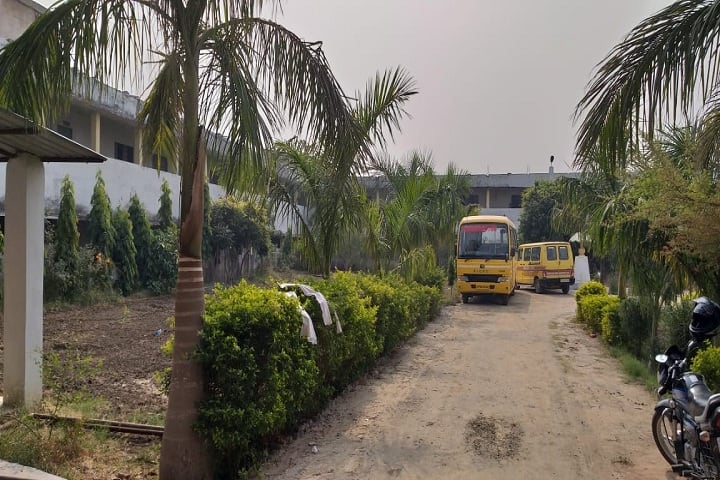 Balram Mahavidyalaya campus in Allahabad, Uttar Pradesh, India — photo 4