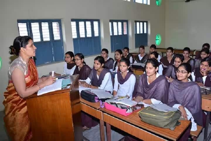 Vidya Bharti B Ed College campus in Sikar, Rajasthan, India — photo 4