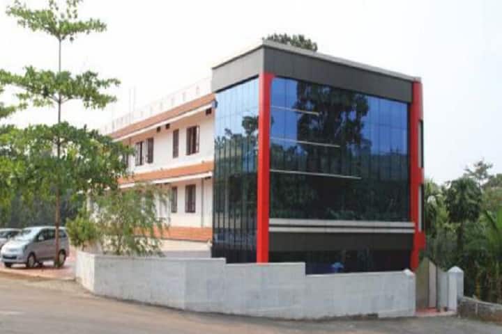 Al Azhar College of Arts and Science campus in Idukki, Kerala, India — photo 4