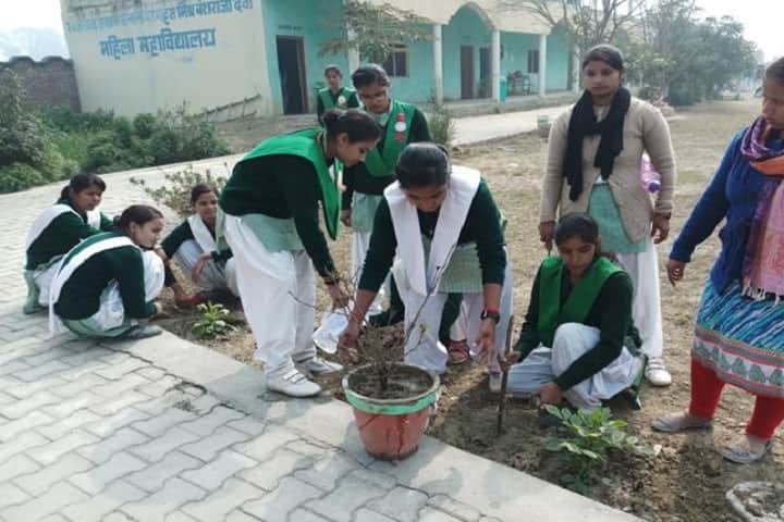 Swatantrata Sangram Senani Paramhans Mishra Vanshrajee Devi Mahila Mahavidyalaya campus in Mau, Uttar Pradesh, India — photo 5