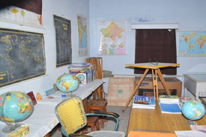 Sri Narayan Girls PG College campus in Unnao, Uttar Pradesh, India — photo 5