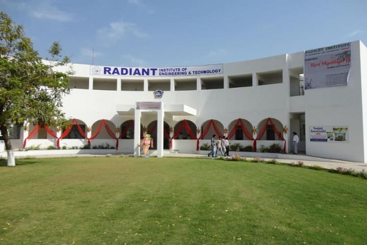 Radiant Institute of Engineering and Technology campus in Abohar, Punjab, India — photo 1