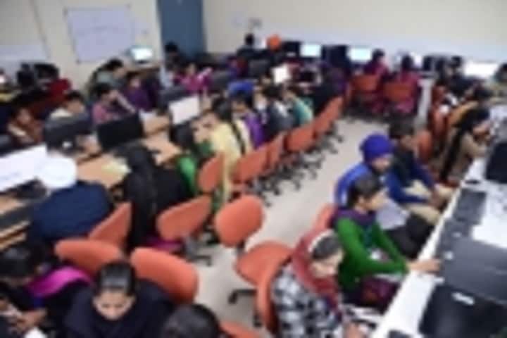 Guru Nanak Dev University Regional Campus campus in Amritsar, Punjab, India — photo 3