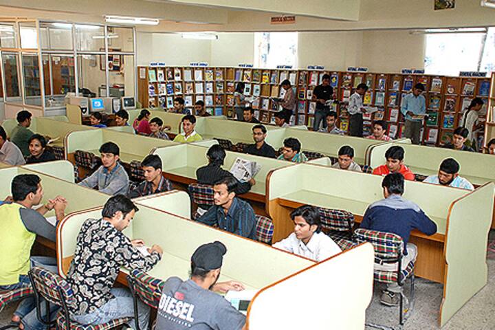 Institute of Engineering and Technology campus in Alwar, Rajasthan, India — photo 2
