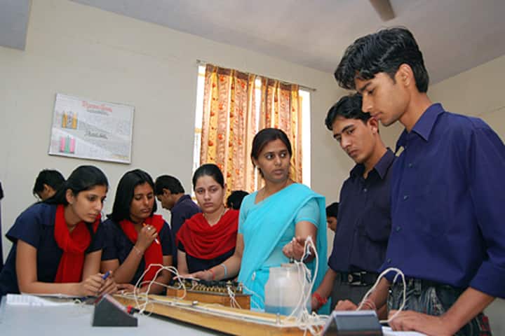 Institute of Engineering and Technology campus in Alwar, Rajasthan, India — photo 3