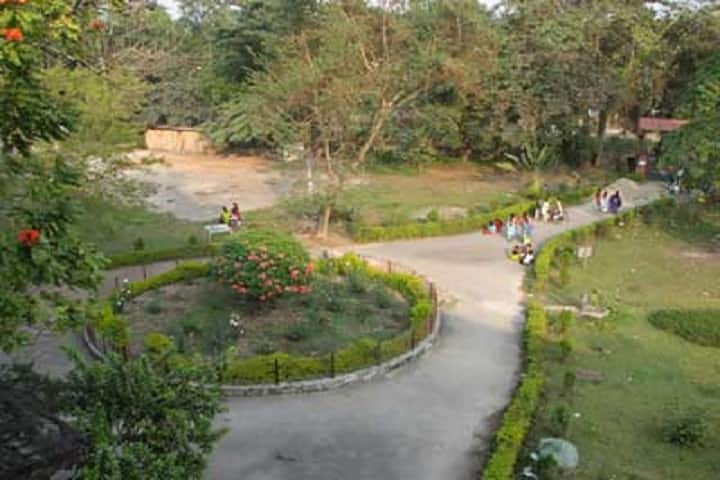 Prasanna Deb Women's College campus in Jalpaiguri, West Bengal, India — photo 2