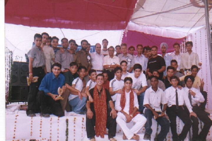 Mohan Lal Uppal DAV College campus in Phagwara, Punjab, India — photo 3
