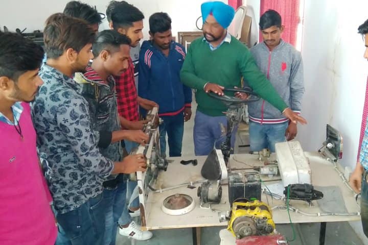 Saint Kabir Polytechnic College campus in Fazilka, Punjab, India — photo 4