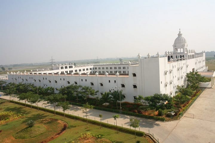 Panimalar Engineering College campus in Chennai, Tamil Nadu, India — photo 2