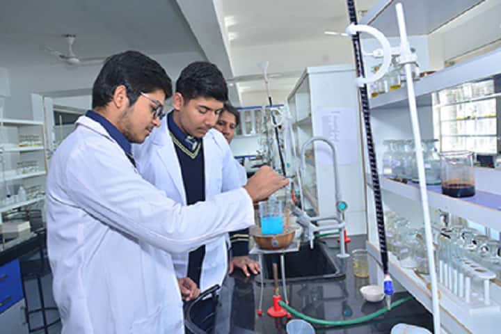 Prakash Mahavidyalaya campus in Hardoi, Uttar Pradesh, India — photo 2