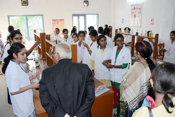 Hiralal Mazumdar Memorial College for Women campus in Kolkata, West Bengal, India — photo 4