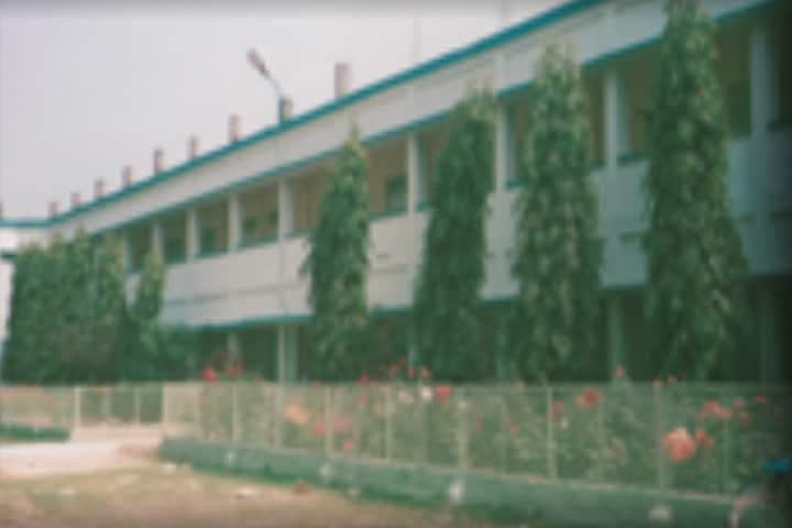 Kaliyaganj College campus in North Dinajpur, West Bengal, India — photo 1